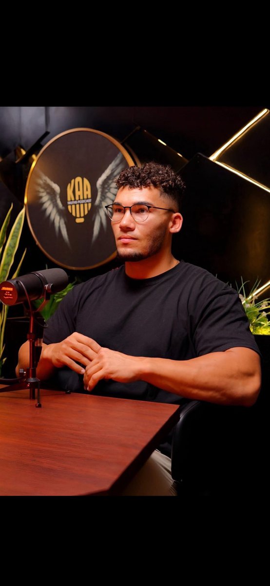 SizZzle. 😎🇳🇬 tweet media