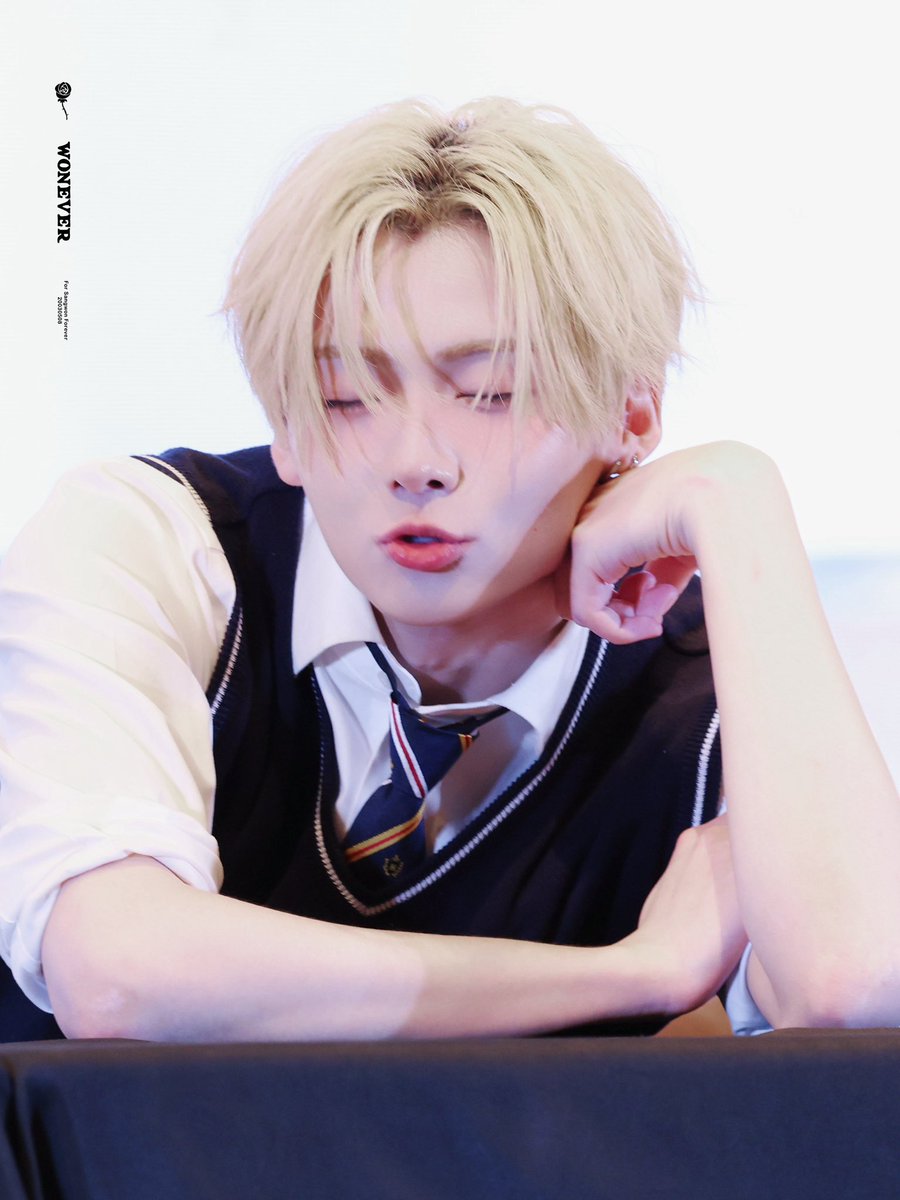 (─‿‿─) tweet media