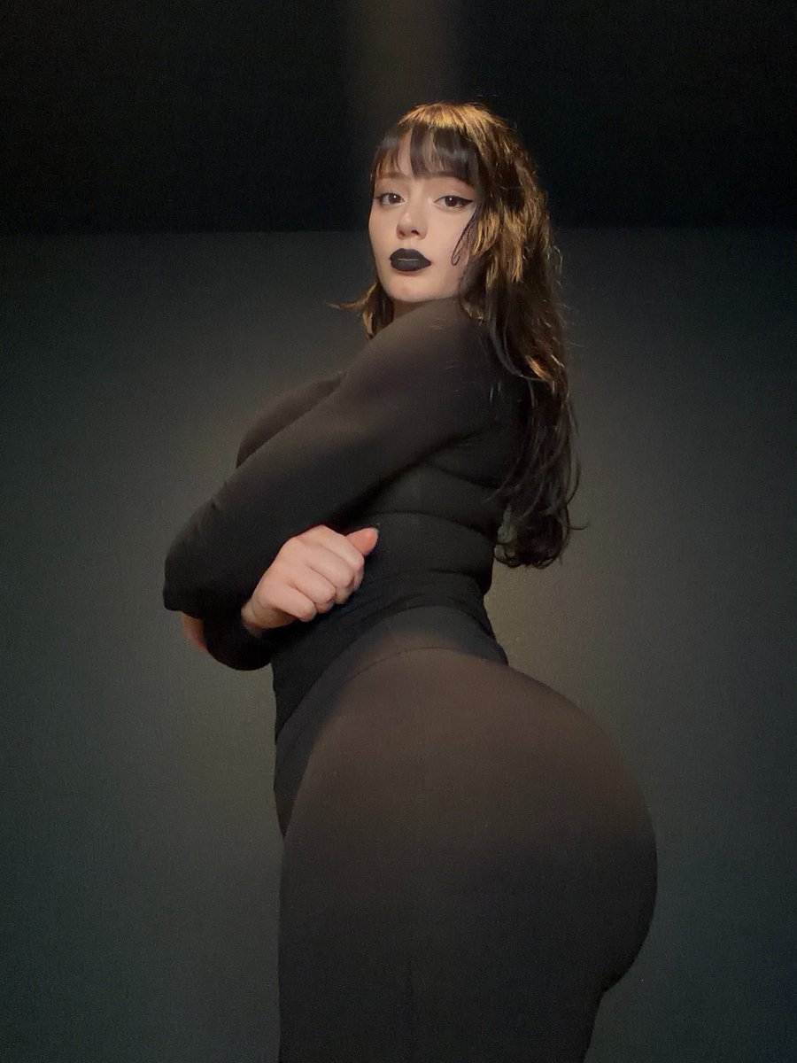 Athena kami 🖤 tweet media