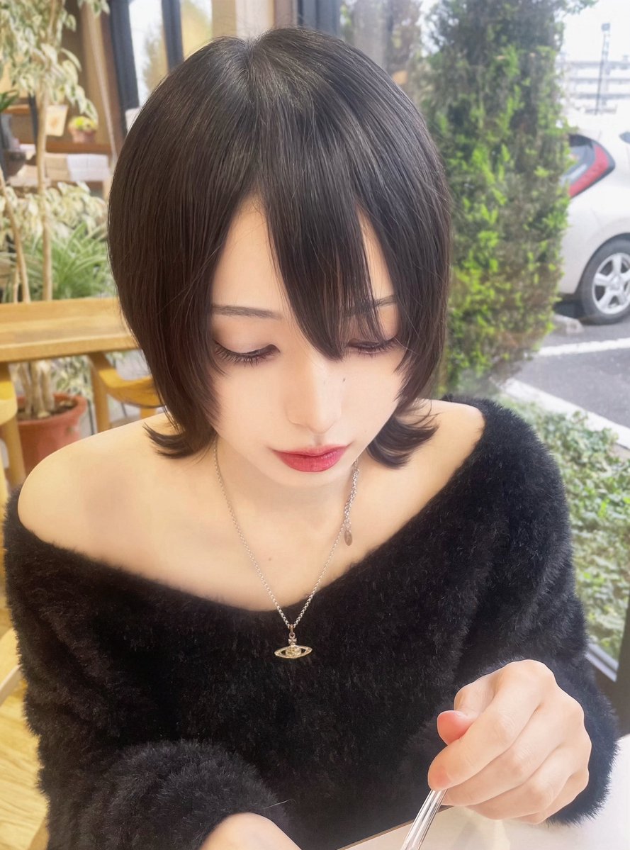 八上 るき tweet media