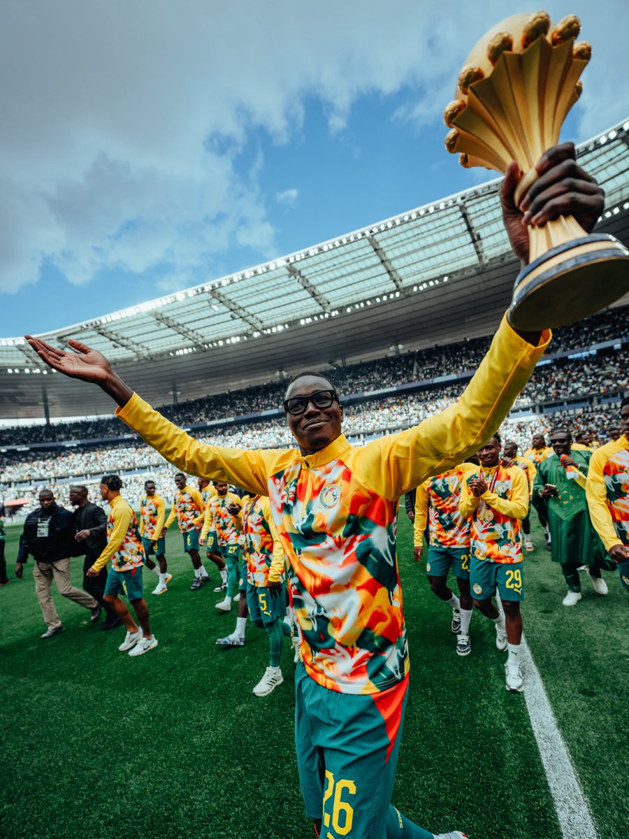 🇸🇳 حلم tweet media