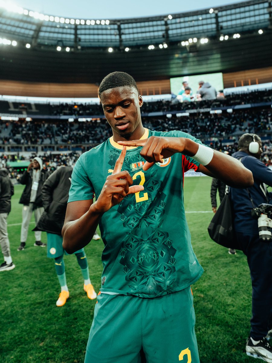 🇸🇳 حلم tweet media