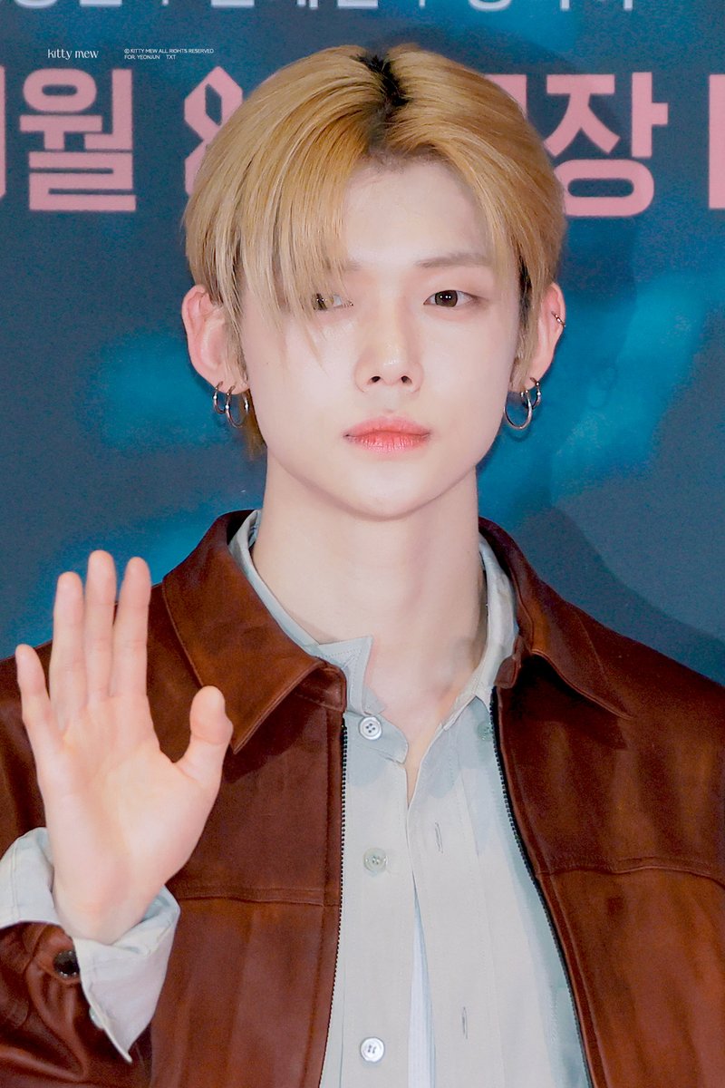 kitty mew tweet media