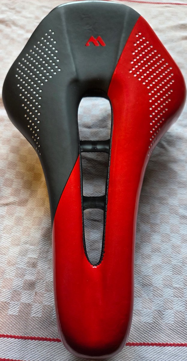 Nov sedež za bicikl - 13 €/AliEx. 
Montaža in preizkus popoldan.
😃👍