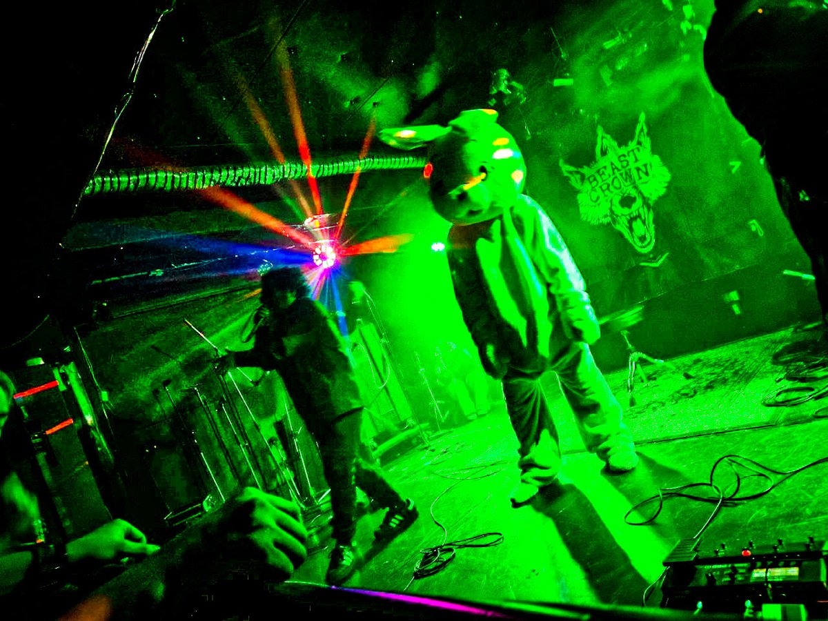 beast_crown666's tweet photo. DRAGNET NIGHT in NAGOYAありがとうございました！！

無事終了いたしました！！

DRAGNET CREWの皆様遠征お疲れ様でした
またやりましょう

関係者、出演者、ご来場いただいたお客様ありがとうございました！！ https://t.co/kQPxz3ZJpa