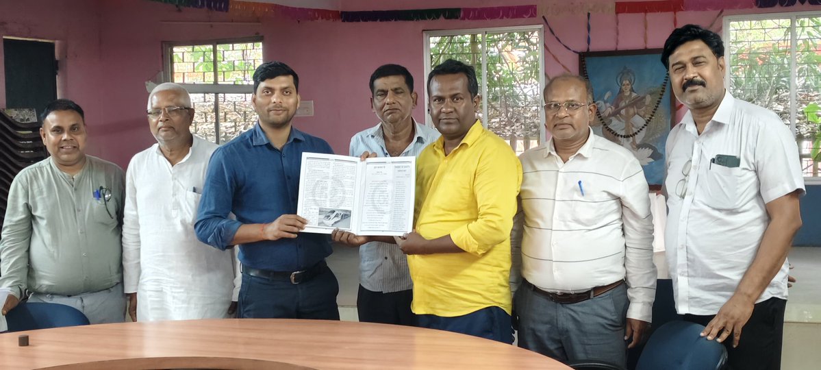 Dev Shankar Singh,( रेल परिवार) tweet media