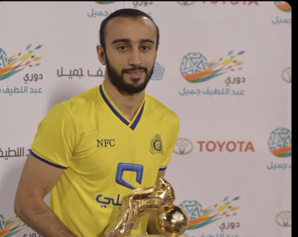 متصدره دوري روشن tweet media