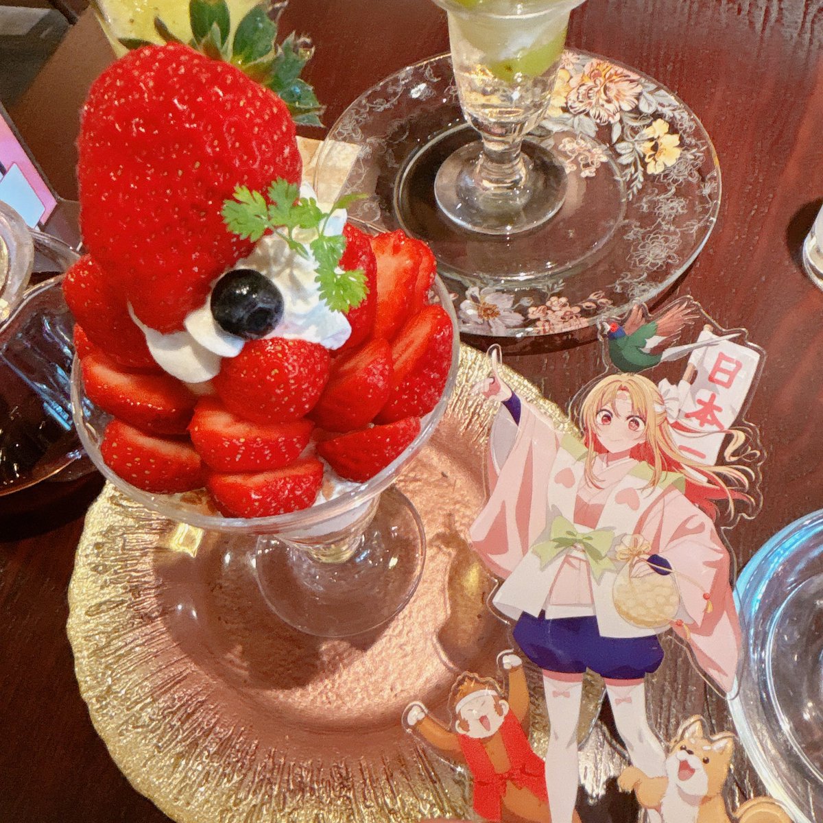 まきこ tweet media