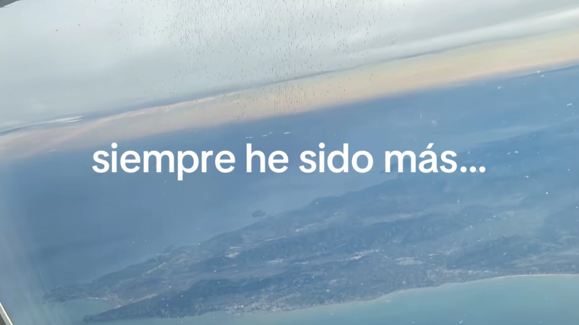 adri tweet media