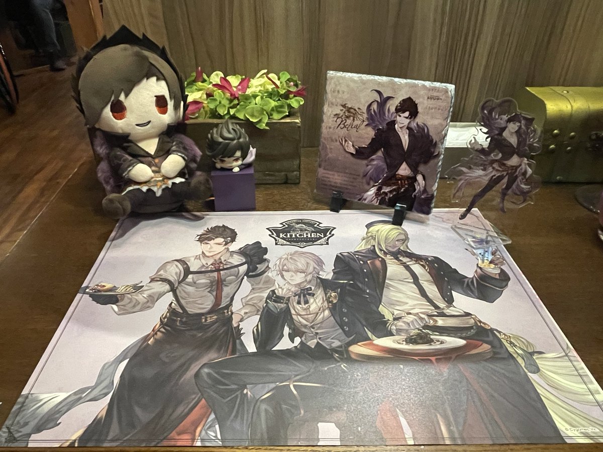 ななな tweet media