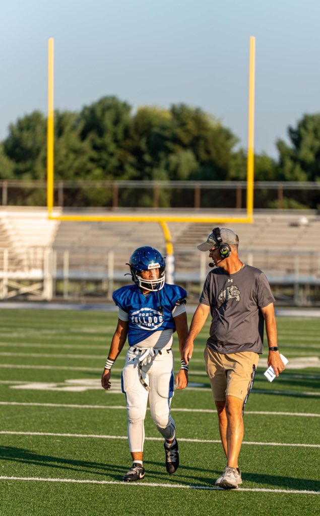 BulldogsPoland's tweet photo. The Bulldogs are back in the North-South Classic! 🏈 

North Team Head Coach: Coach Tom Pavlansky @coachpavlansky

North Team Athlete: Vito Komara @Vito_Komara 

Game time: Saturday, April 25th at Paul Brown Tiger Stadium-2:30pm @ohsfca @PolandAthletics https://t.co/QOWEfRK5kt