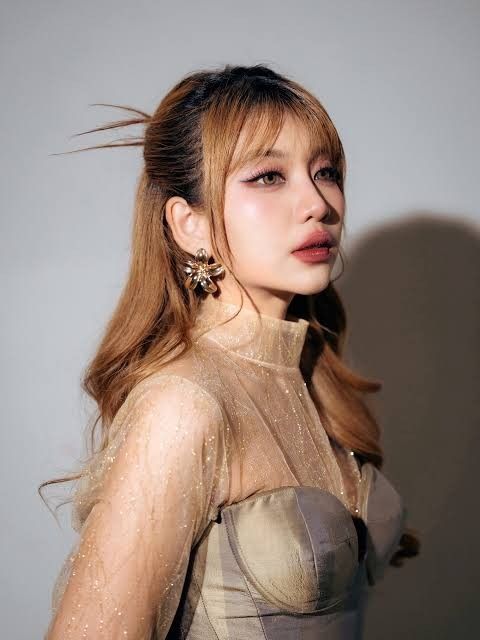 cloo🐻 #TASTE tweet media