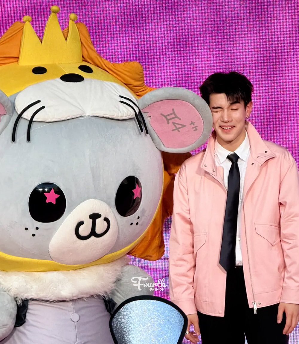 durga🪽 tweet media