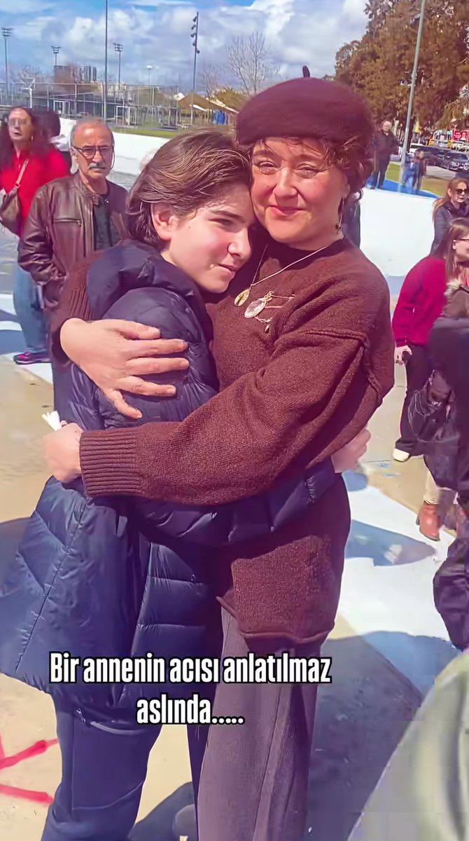 kediler ve ben tweet media