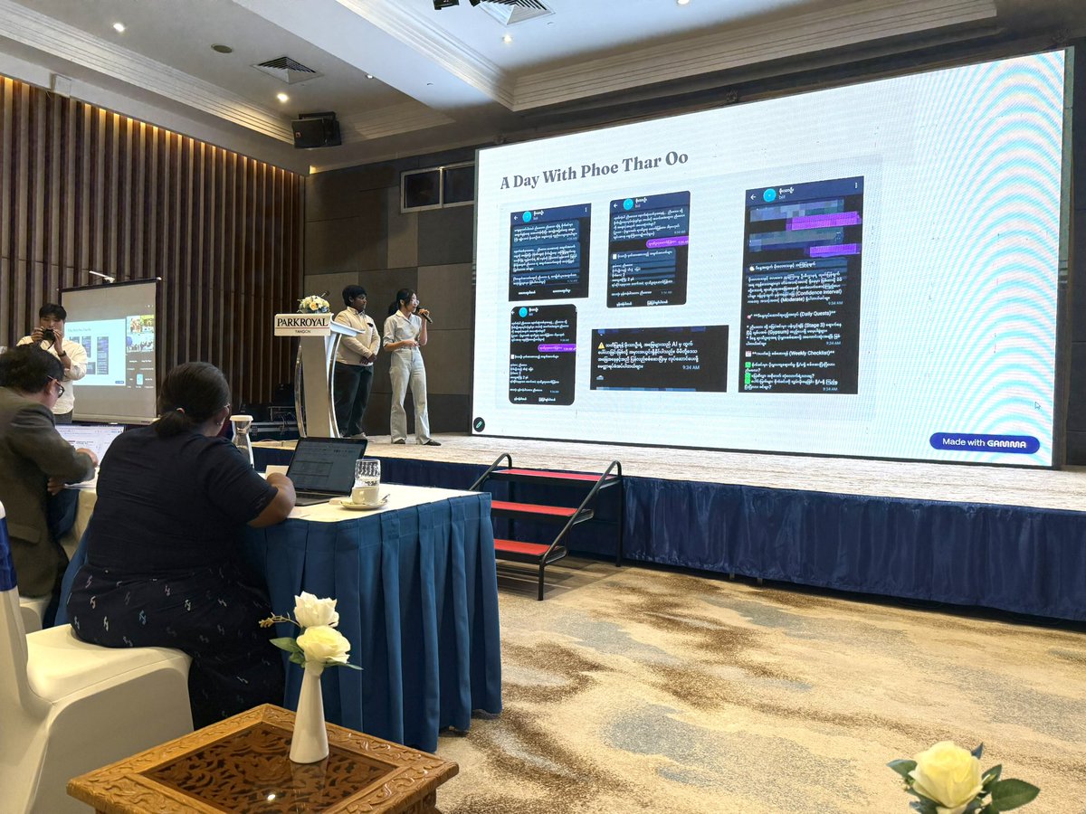 Norimasa_UN's tweet photo. Meet the 60 young talents from Myanmar, earning industry-standard digital certificates as they completed the Frontier Tech Leaders @FTLeadersProg supported by UNDP's @IICPSD and @UNDP_Myanmar. Hackathon winners also develop apps that promote climate-resilient agriculture. https://t.co/wHWwUQR8K7