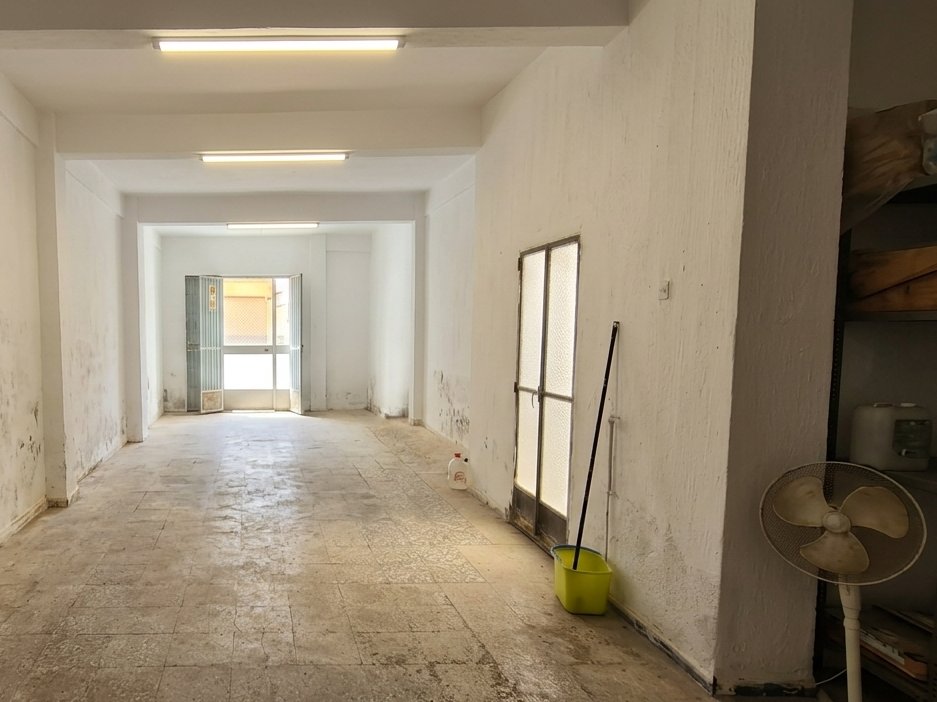 ExpInmobiliario's tweet photo. SE VENDE VIVIENDA EN CALLE REDUCTO ZONA PLAZA DE PAVÍA EN 1ª PLANTA CON 3 HABITACIONES Y UN BAÑO, DE 101 M Y LOCAL COMERCIAL DE 74 M. PI10325.

¿Quieres verlo? ¡Llámanos ya y pide tu cita!

☎ (+34) 685 88 20 30
📧 info@expertoinmobiliario.com
Más Info: https://t.co/oxwBM8lqKj https://t.co/UOaTfxhmNF