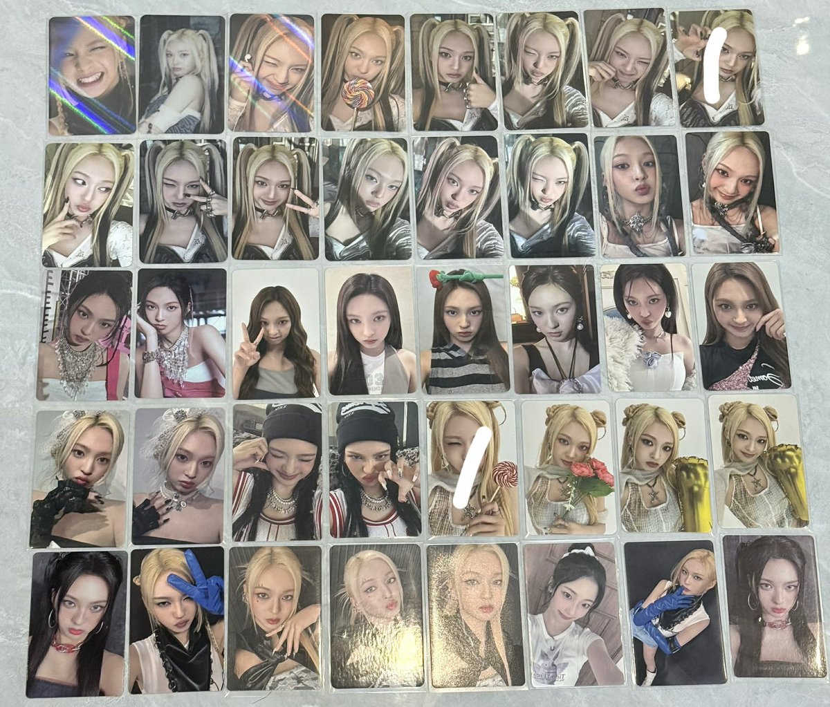 ieopisio's tweet photo. 베이비몬스터 포카 양도합니다 We Go Up Babymonster photocard
Offer ⭕️
Shipping 0.4
Dm , dm plz 
베몬 루카 파리타 아사 아현 라미 로라 치키타 ruka pharita asa ahyeon rami rora chiquita Babymonster poca pc photocard 공방 포카 사녹 엠카 인가 인기가요 포토카드 포카 양도 교환 We go up https://t.co/uWyCpN59Hc