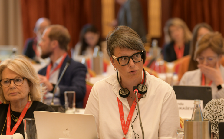 Circumventing anti-Russian sanctions must carry criminal liability, Dutch Senator Saskia Kluit told Guildhall.

She said the West should tighten multilateral sanctions and stop ongoing shipments more forcefully.

Link: ghall.com.ua/en/2026/03/30/…