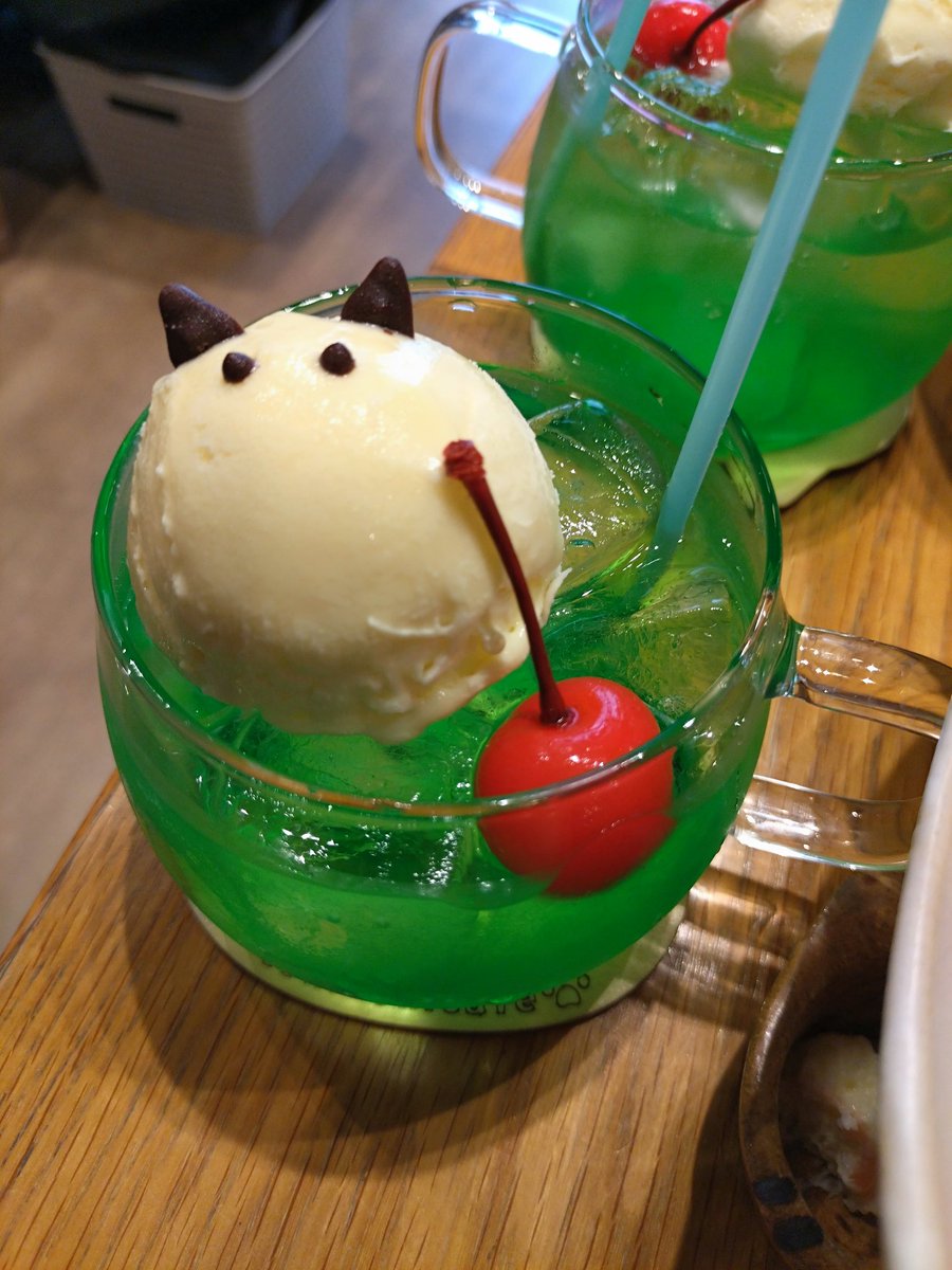 くろすけ tweet media