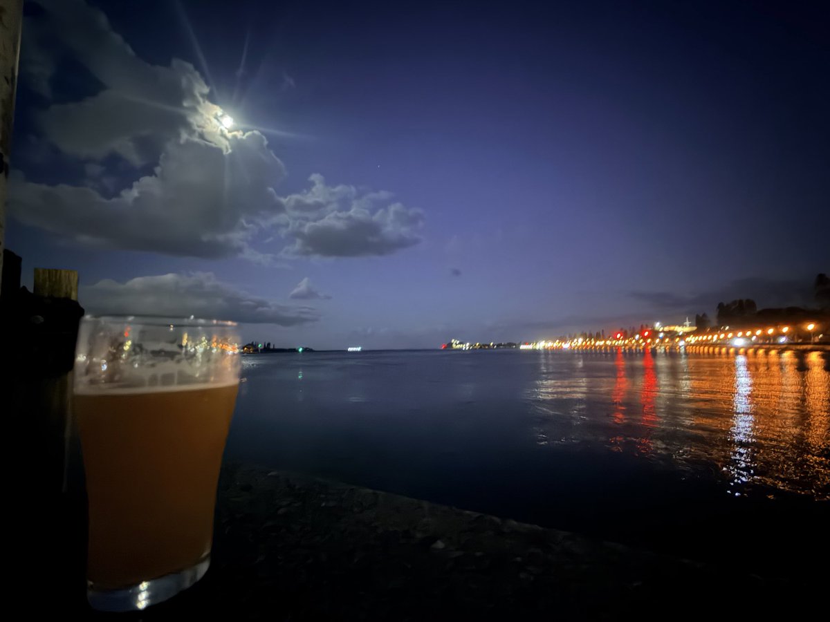 Smooth Feeder tweet media