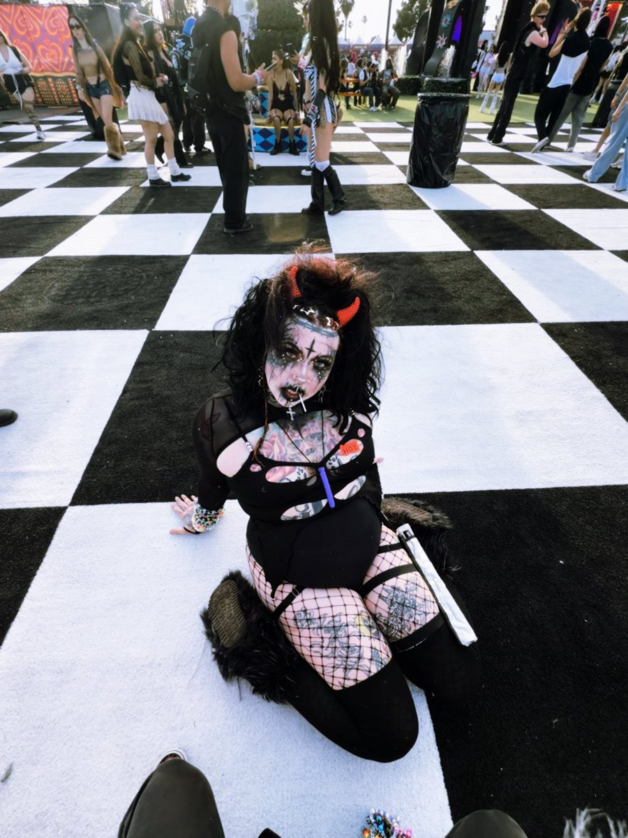 𝐅𝐨𝐱 tweet media