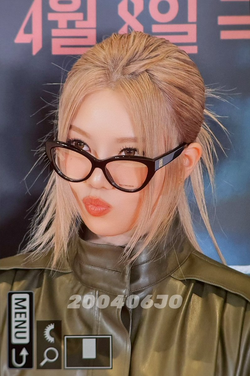 & 사사 tweet media