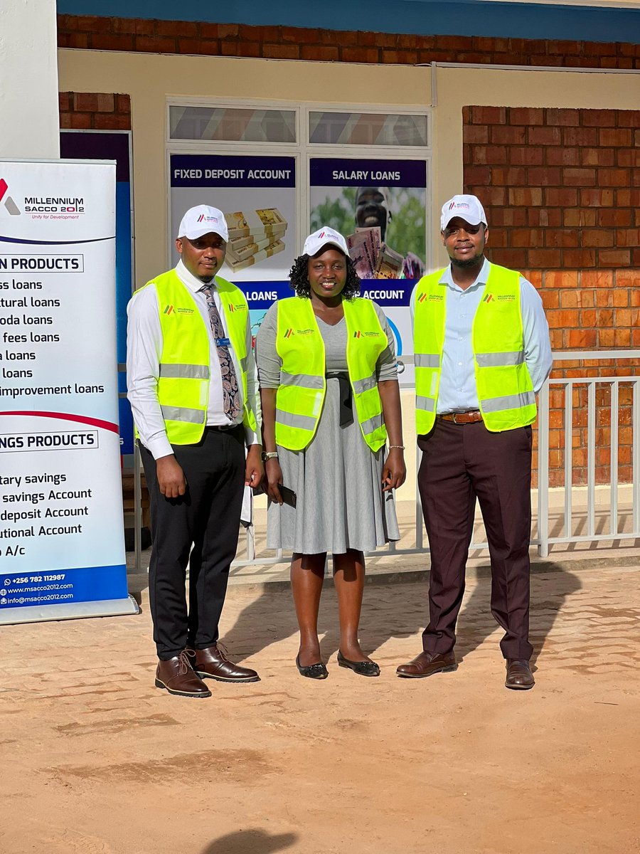 MillenniumSacco's tweet image. 2 DAYS TO THE GRAND OPENING!! 
We are already here, engaging communities and bringing financial services closer to our Hoima people. 

Millennium Sacco 2012 
Hoima Branch

#millenniumsacco2012 #unityfordevelopment #financeandinvestment #hoimabranch #bunyoroKitara #Hoimacity