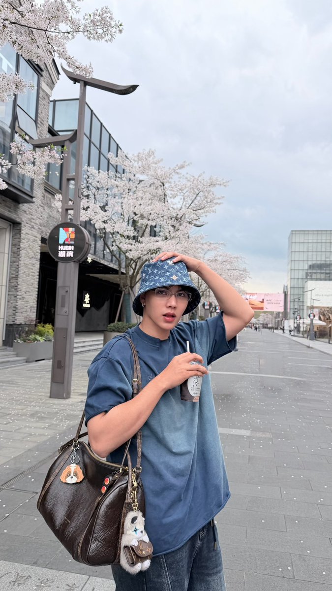 FortFTS (福福) #เวียร์ tweet media