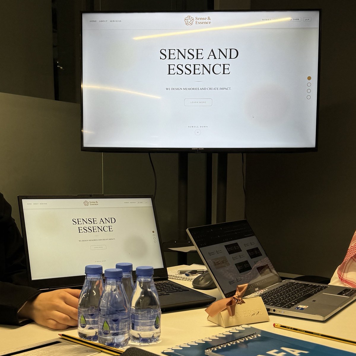 أفنان . tweet media