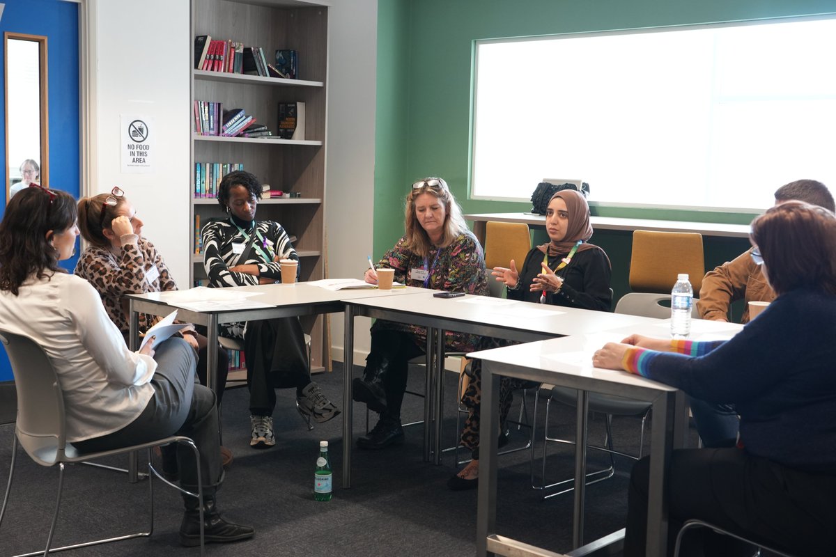 belambeth's tweet photo. Last week schools &amp; partners came together for the Lambeth Schools Careers Network🙌

Great to hear such positive feedback on collaboration, workshops &amp; supporting young people into their futures.

Big thank you to all who attended—and to @SBUSixth for hosting! 🌟 https://t.co/siEVXrNCxb