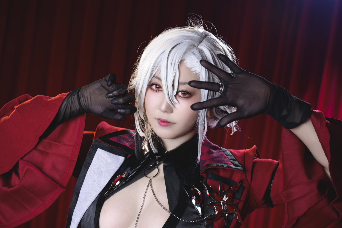 ✨티르✨ tweet media