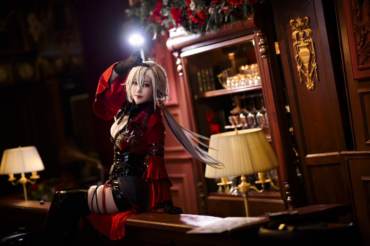 ✨티르✨ tweet media