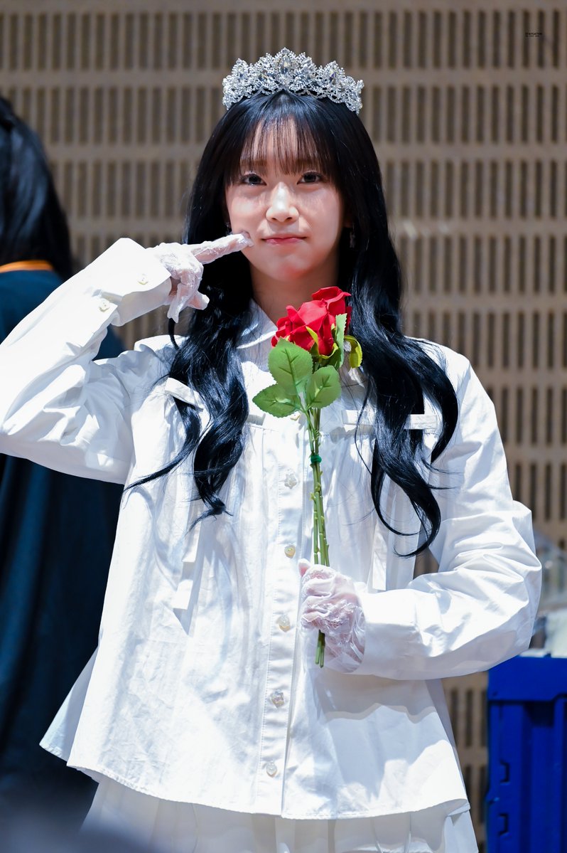 Staycation tweet media