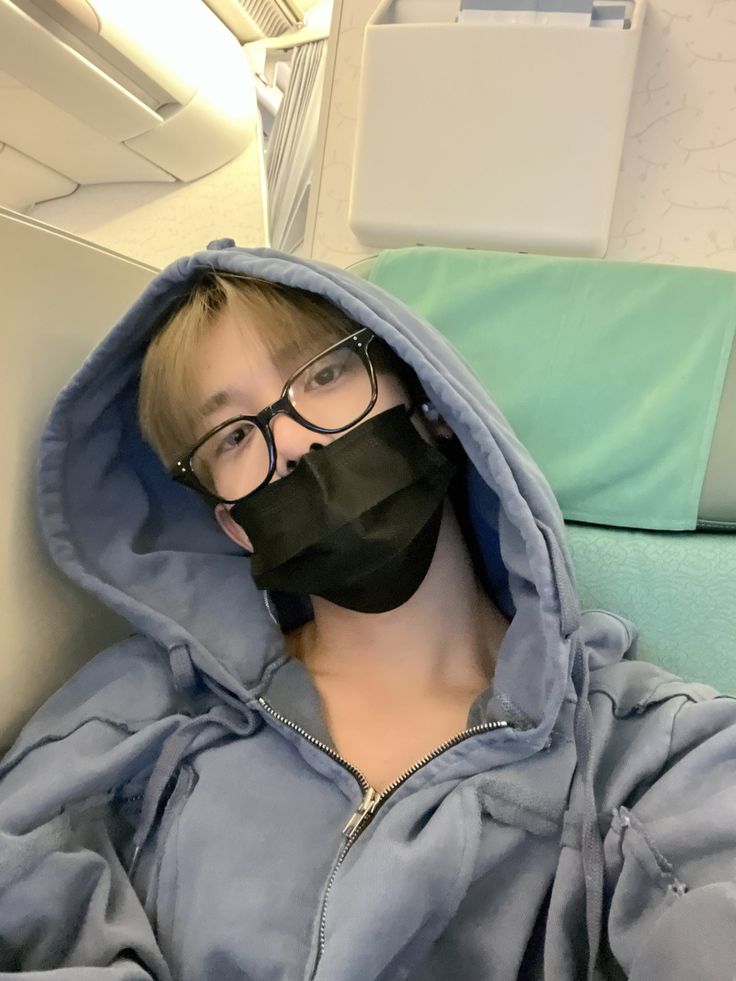 enhatoop tweet media