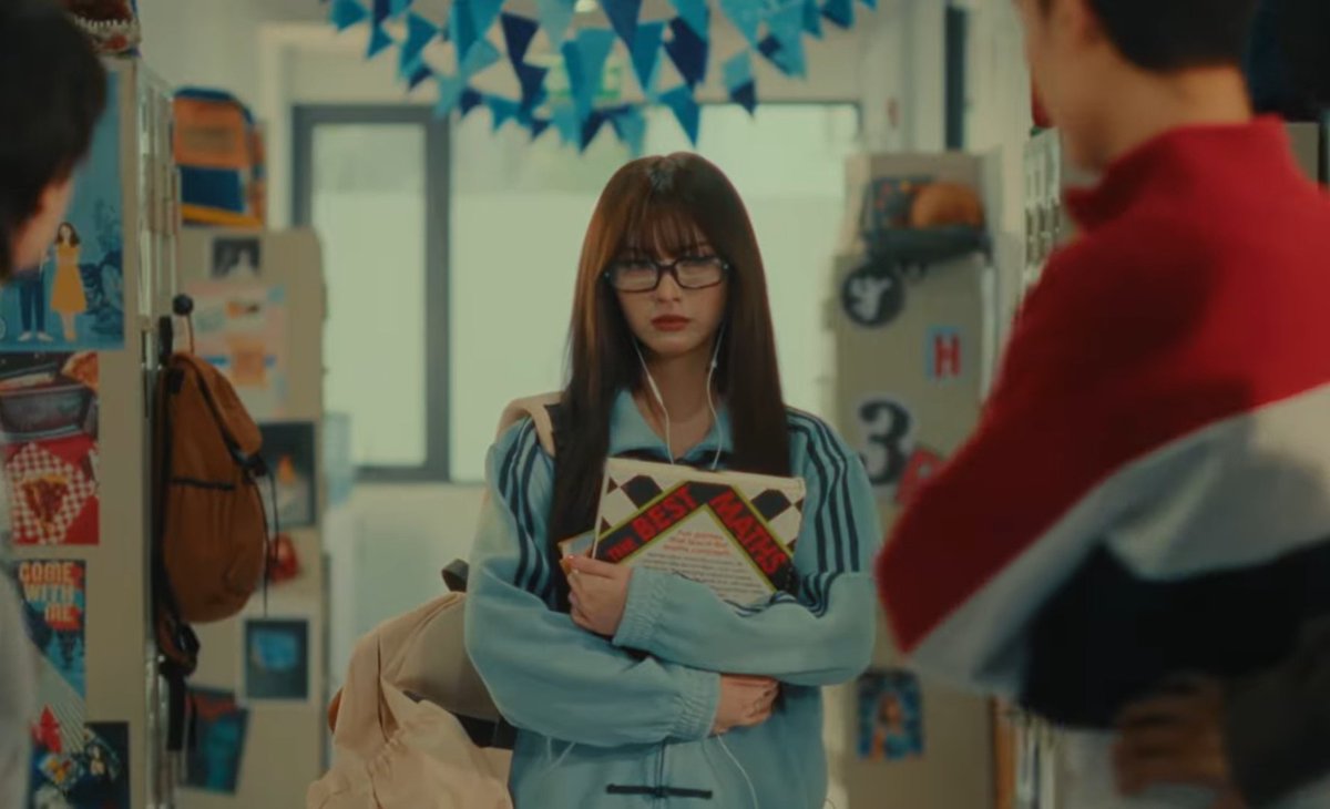 ThaimazingMNL's tweet image. LOVE WARNING 2026 🫶🏼🥹

WATCH: The MUSIC VIDEO TEASER for THIRD's เตือนแล้วนะ (Love Warning) [2026] is out now!

🖇️ youtu.be/AGAhUlBlsUg

#THIRDLoveWarning2026 will be out this April 1 (6PM 🇹🇭 7PM 🇵🇭)

#ThirdLapat 
#t3group_ent