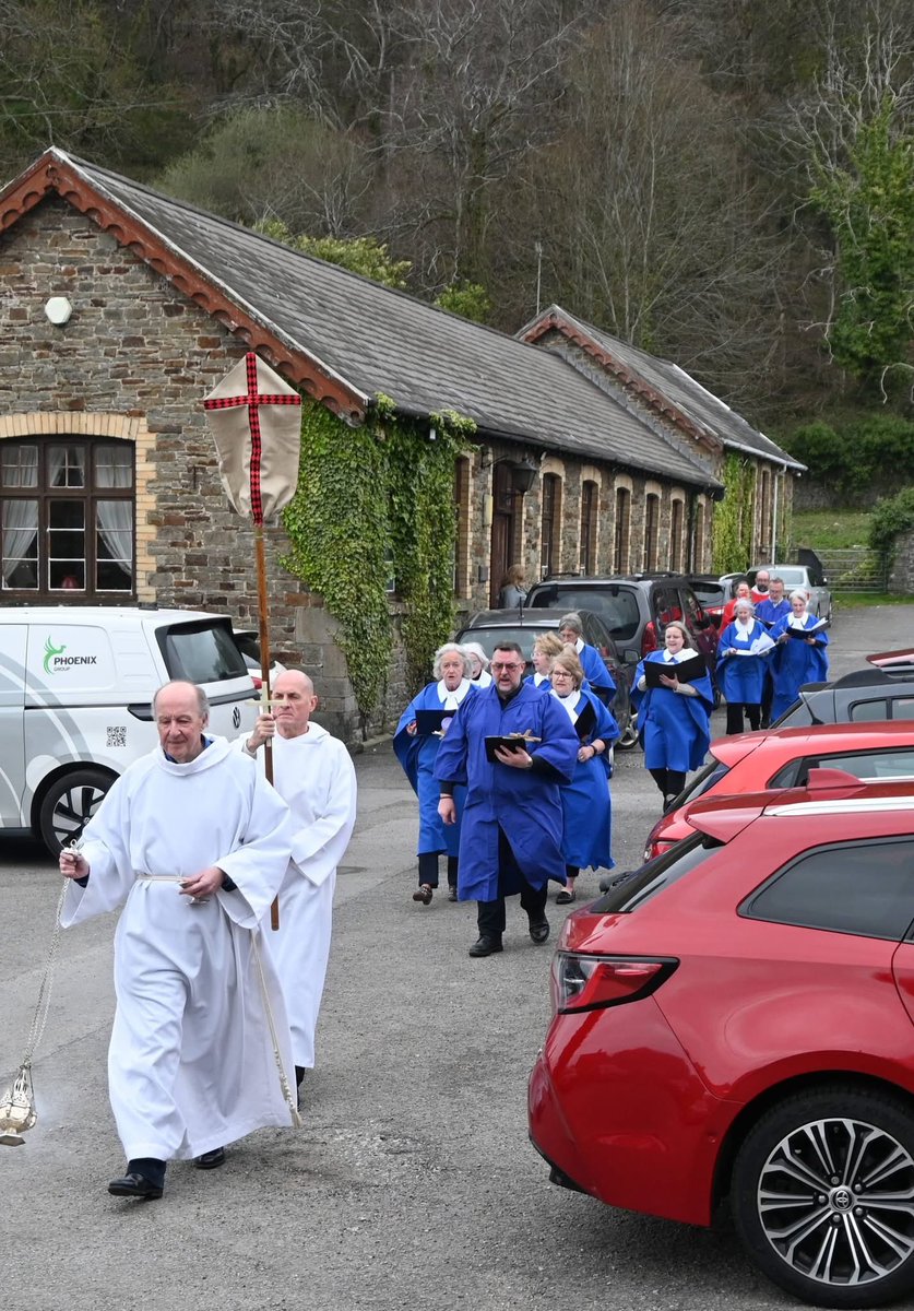 Margam Abbey tweet media