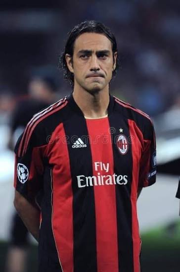 SlovanMistr tweet media