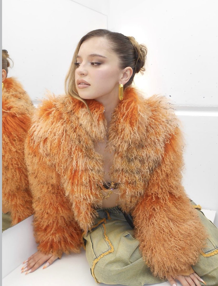 da๐ฆ๐ธ tweet media