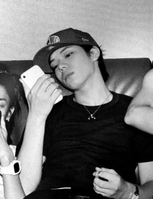 budhe nya lngshot tweet media