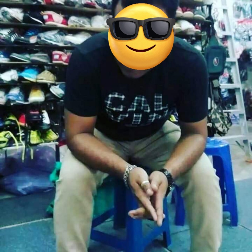 surilred's tweet photo. Need someone.… https://t.co/F6YdJLvjwp