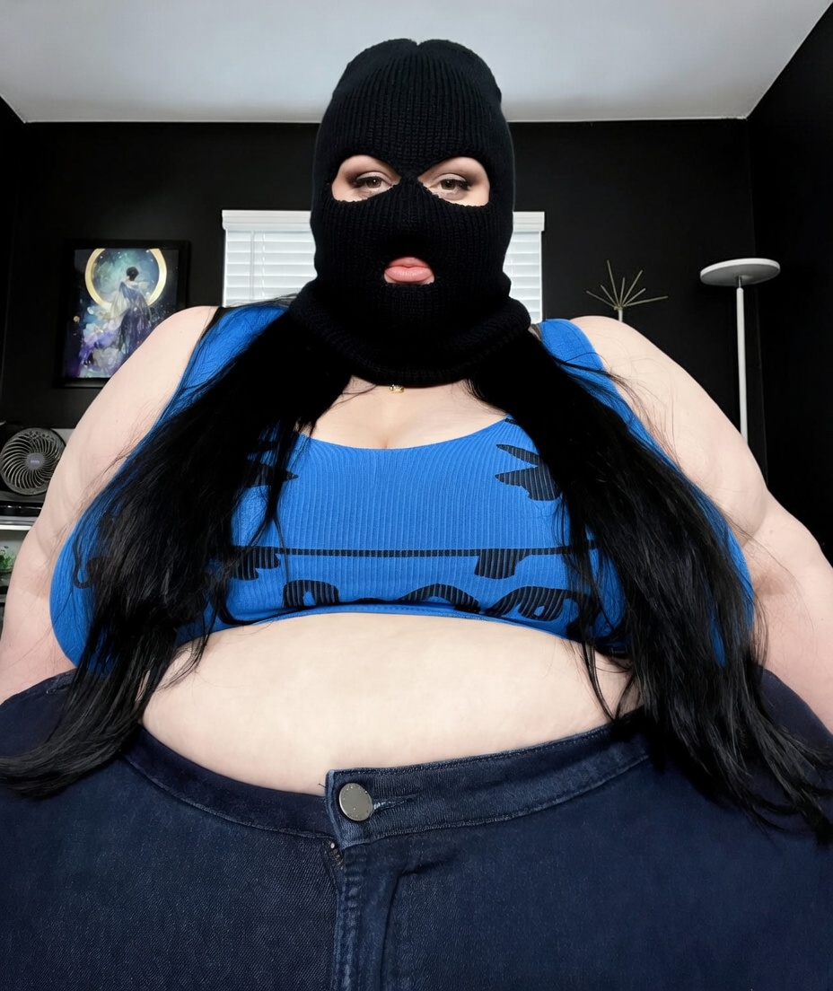 ButterballCXTE's tweet photo. POV: You fatten up your gf into a huge ball of fat #superchub #ssbhm #feedeerism #feedee #fat #feedme #BHM #submissive #sissy #hog #belly #sissy #feminzation #bhm #lard #bbw #ssbbw https://t.co/0ds6y9bHje