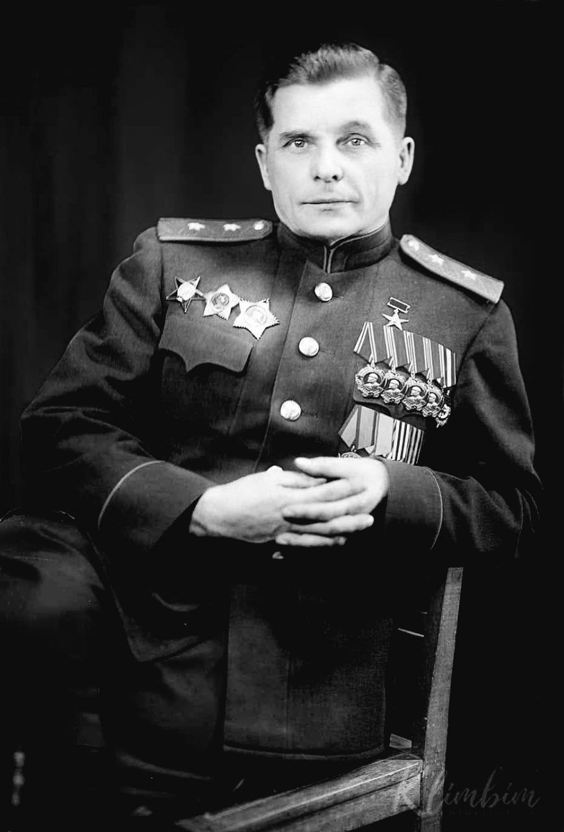 TStirlica89368's tweet photo. 30 марта родился выдающийся советский  авиаконструктор, трижды Герой Социалистического Труда, академик
 СЕРГЕЙ ВЛАДИМИРОВИЧ ИЛЬЮШИН 
(1894-1977) https://t.co/ijBayVZF8r
