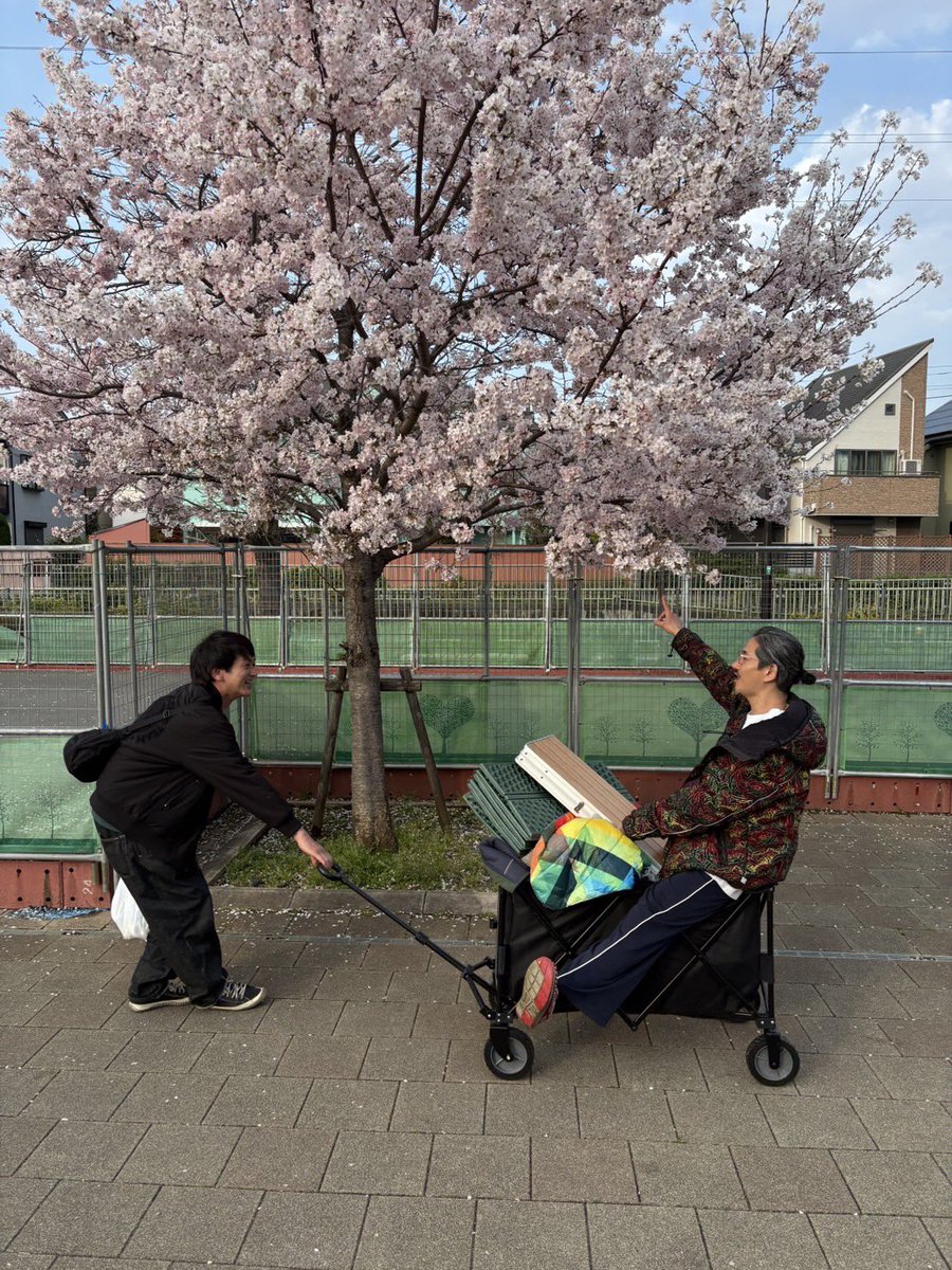 DO SHOCK BOOZE tweet media