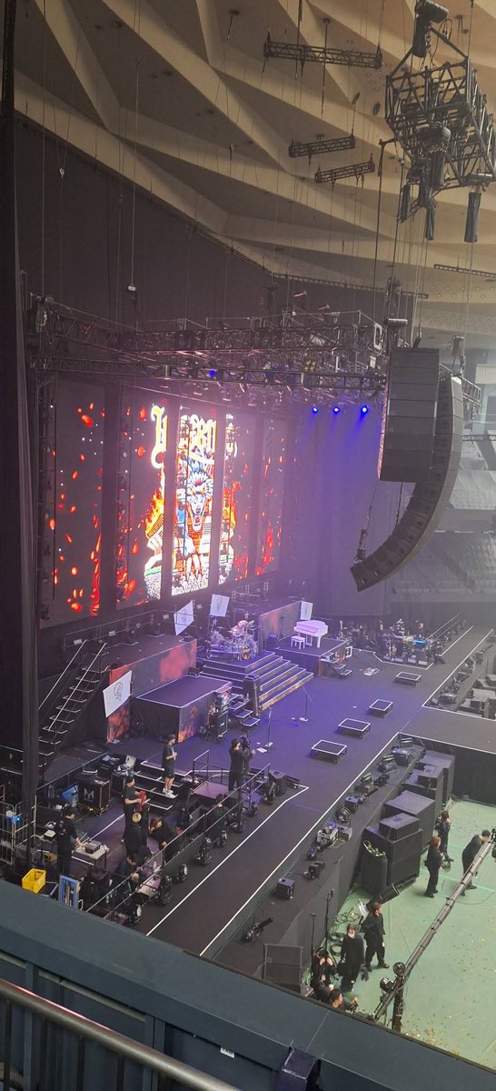 haidora0101's tweet photo. 昨日はLOVEBITESの 武道館公演。武道館でライブを観るのは久しぶり。
素晴らしい演奏で感動的なライブでした。桜も綺麗に咲いてました。
#LOVEBITES https://t.co/J9CTJKIjWY