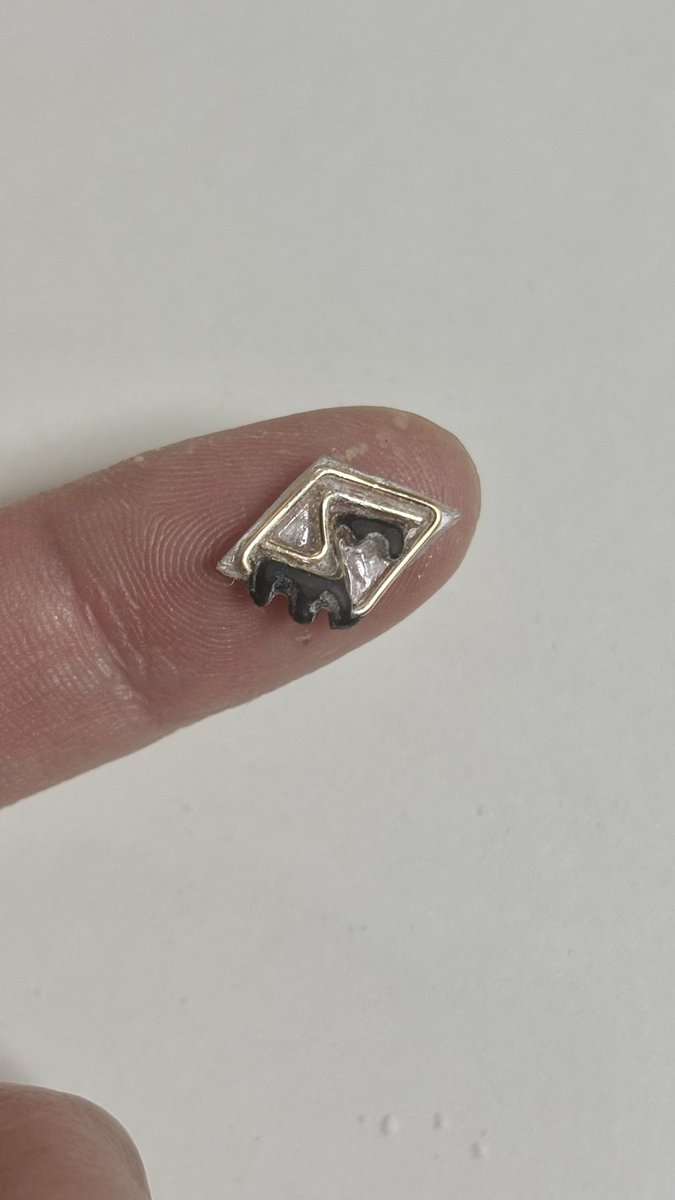 ねんどのおすし tweet media