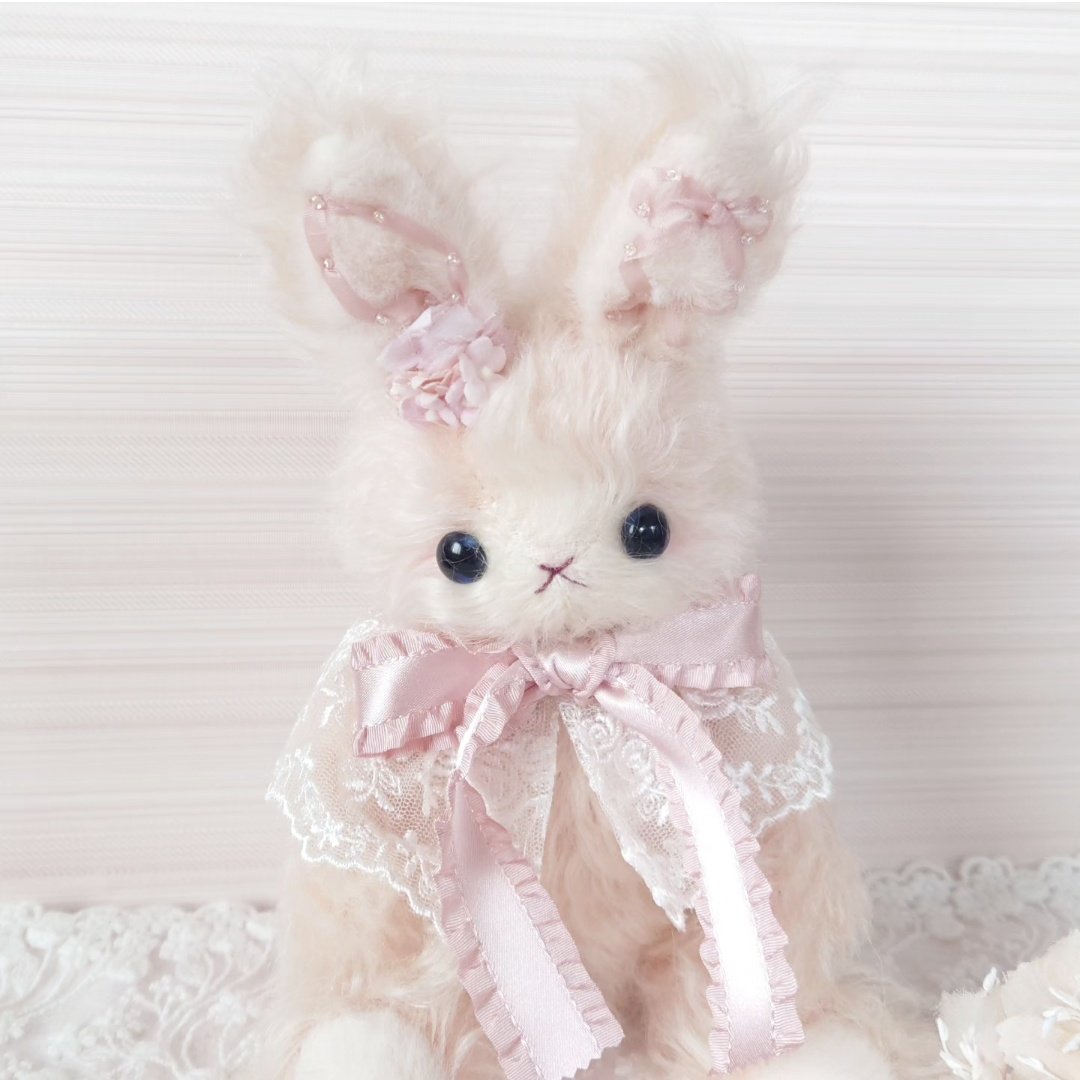 * vintage rabbit ୨୧ フォルムの可愛い ピンクの ウサちゃん vintage rabbit ୨୧ フォルムの可愛い ピンクの ウサちゃん 【公式通販】