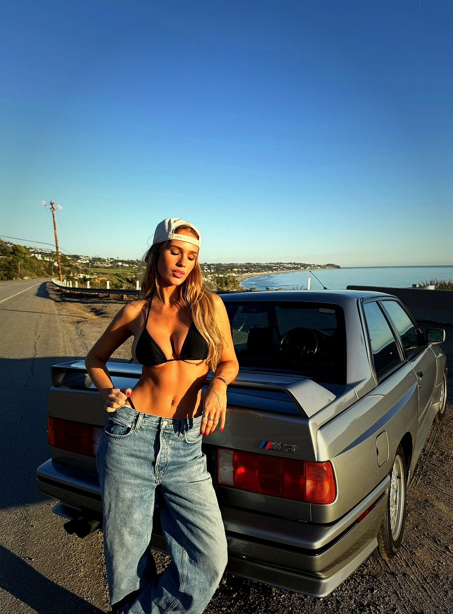 mulheres que você não aguentaria 🔥 tweet media