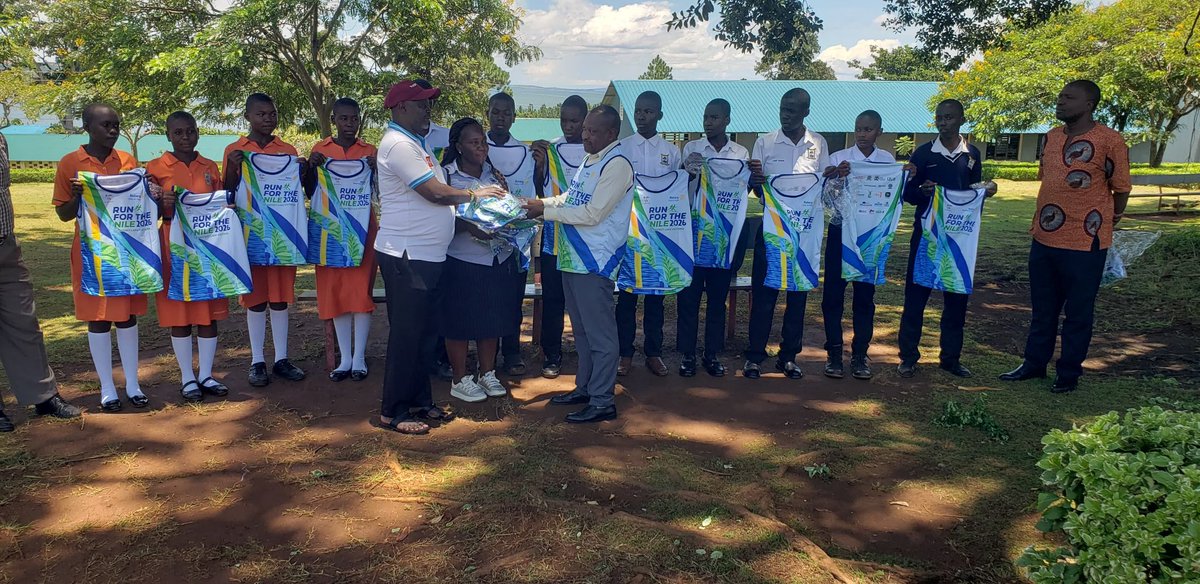 The Run for the Nile brought us together around a shared responsibility, protecting the environment and strengthening the communities connected to it.

We supported participation by equipping schools like Mwiri Primary School,  Busoga College Mwiri and Kakira Secondary School