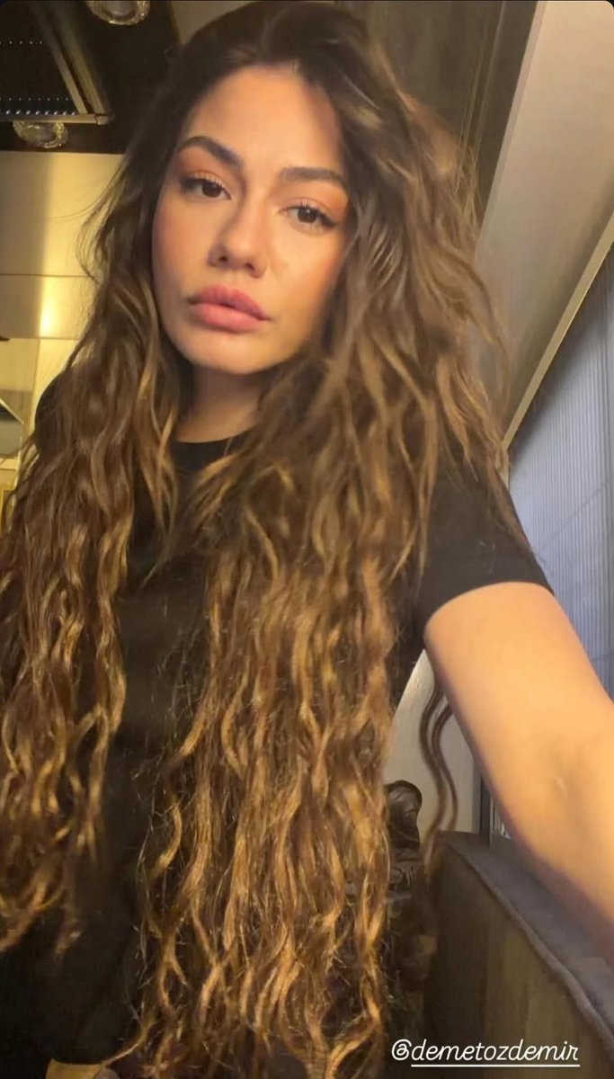 Mirella C.Y ❤✌🇮🇹 tweet media