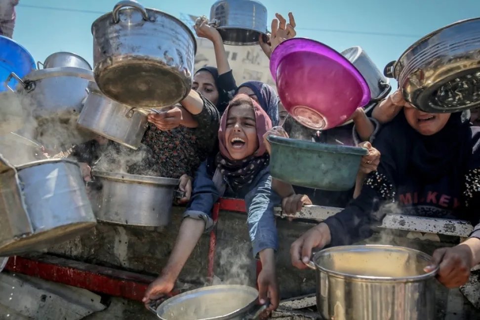 eskiresat's tweet photo. Hz. Musa'nın (A.S) sana niyaz bulunduğu gibi sana niyazda bulunuyoruz:
“Ey Rabbimiz! Bize lütfedeceğin her türlü hayra muhtacız!” 
“Rabbimiz! Günahlarımızdan ve işimizdeki aşırılıklardan ötürü bizi bağışla, sebatımızı arttır, kâfir topluluğa karşı bize yardım et!” https://t.co/InY0V5fsvM